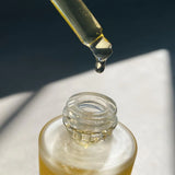Day serum for balancing and nourishing the facial skin