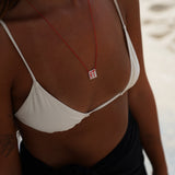 AT WHITE NECKLACE
